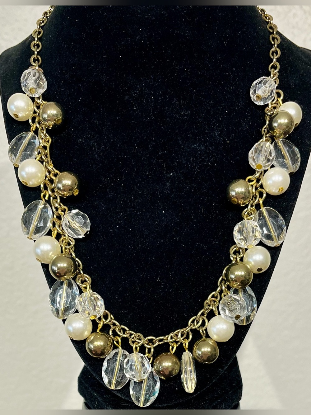 Vintage Gold-Tone Crystal and Pearl Drop Necklace